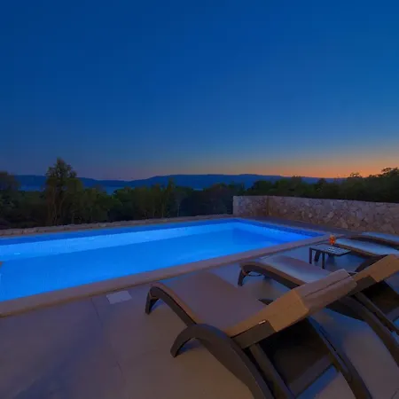 Sunset With Private Pool *