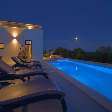 Villa Sunset With Private Pool *